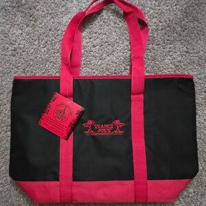 2pcs Trader Joe’s Insulated Shoulder Bag